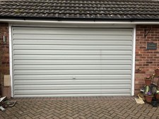 Henderson Automatic Double Garage Door