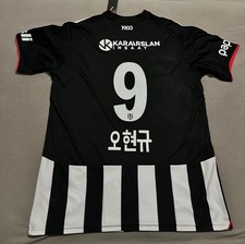 Football shirt by Besiktas OH with original signature for fanatics