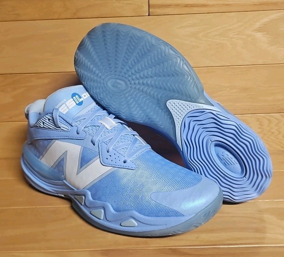 New Balance Hesi Low V2 Electric Sky Blue Size 9 Mens Basketball