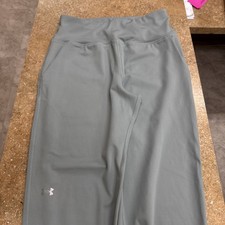 Under Armour Women s High Rise Fitted Leggings Small Green Pocket Activewear