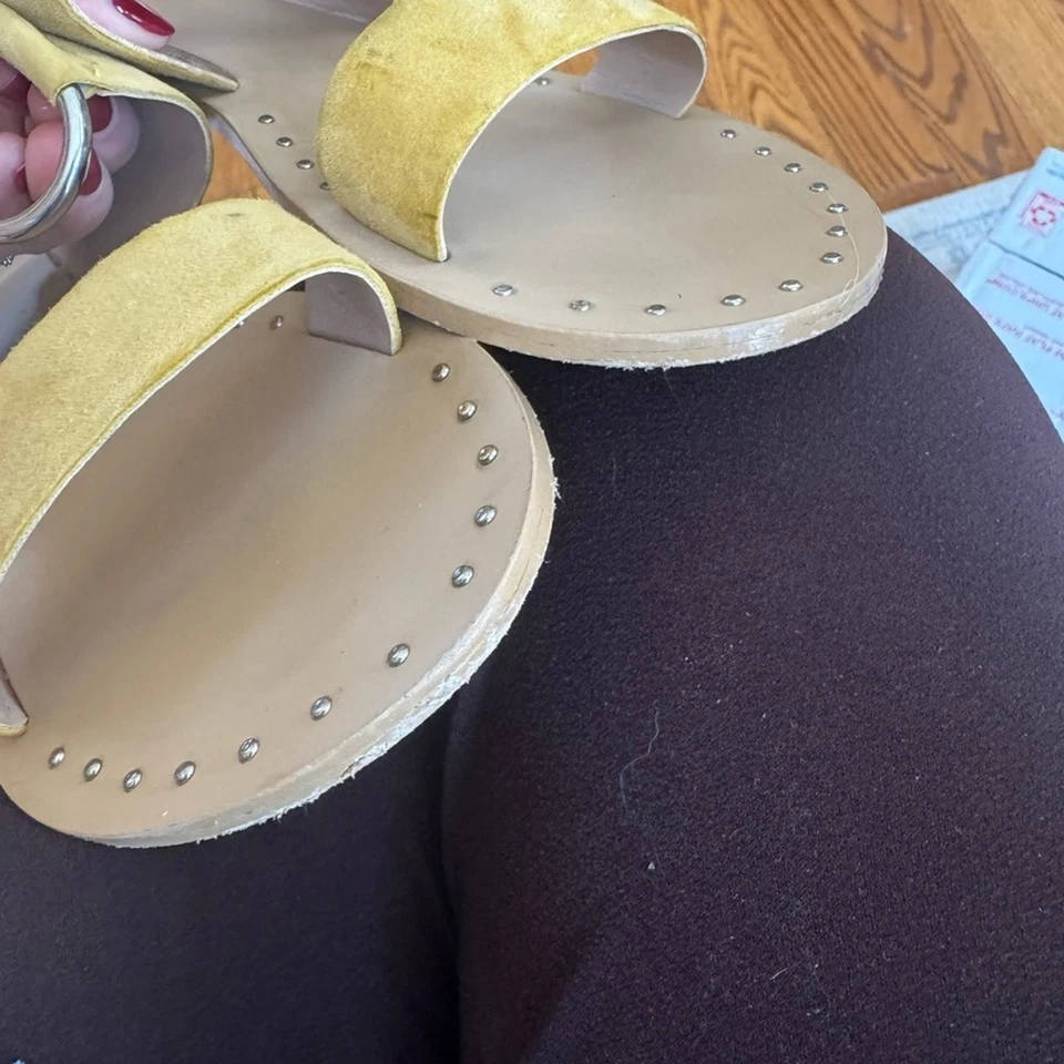 Topshop Mustard Yellow Metal Ring Metal Studded Slides Size 8.5 - Image 4 of 4