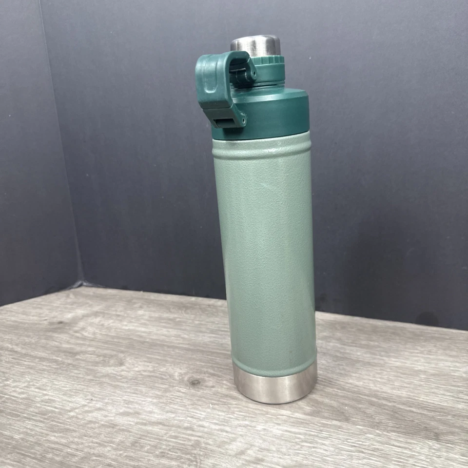 Stanley Classic Stainless Steel Vacuum Insulated Water Bottle Hammertone Green - Image 2 of 4