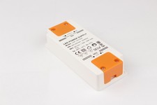 Mini LED Transformator 12V DC 1,3A 16W elektronischer Trafo Treiber Netzteil