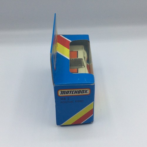 Matchbox 1-75 MB2 Pontiac Fiero White/Blue MIB Unpunched - Picture 4 of 5