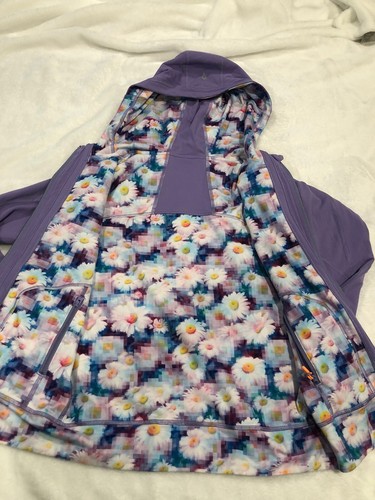 Ivivva By Lululemon Reversible Hoodie Jacket Lilac Floral Girls Size 12 - Picture 3 of 4