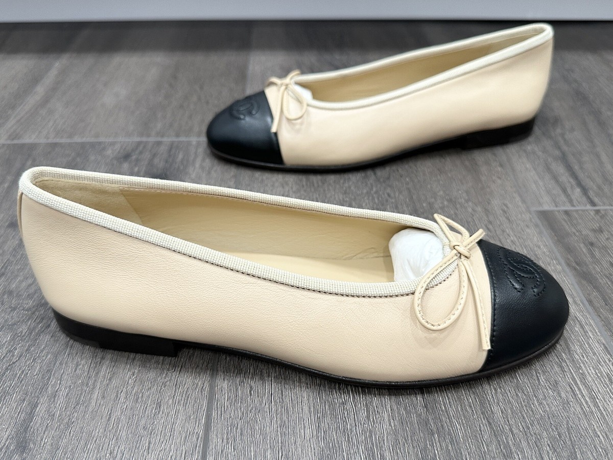 2024 CHANEL CC LOGO BEIGE BLACK LEATHER BALLET BALLERINA FLATS SHOES Size 