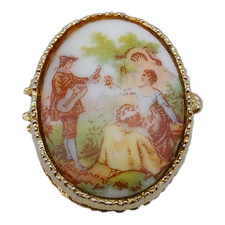 Fragonard French Porcelain Trinket Pill Box 1.5" Small Miniature Courting Couple