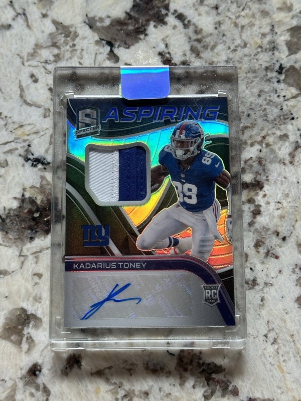 2021 Panini Spectra - Aspiring Patch Autographs Kadarius Toney #APA-KT /75 🔥💎
