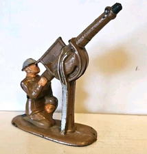 SOLDIER @ AA GUN AUBURN RUBBER SUN RUBBER CO.