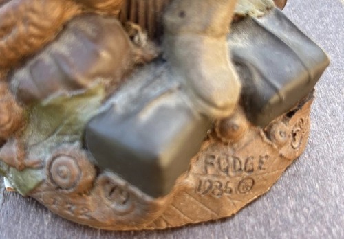 Vintage Tom Clark "Fudge" Gnome Figurine #79 Signed 4 3/4" Garden Art 1986 VGC - Picture 3 of 7