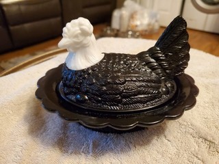 Raro piatto gallina rosso scuro Fenton