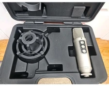 Rode NT2000 Variable Control Large Diaphragm Condenser Microphone, Mount & Case