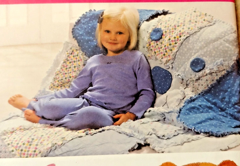 Simplicity 4993 Rag Quilt Wall, Hanging, Throw Blanket Cat, Bear, Dog Uncut - Image 2 of 4