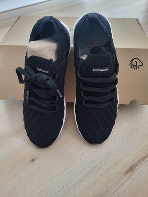Giesswein eco sneaker size 41 walking shoes unisex sports shoe black merino wool
