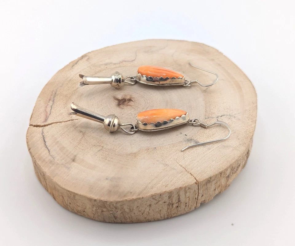 Pendientes colgantes nativos americanos espinosos ostra calabaza flor joyería hecha a mano Foto 4 de 4