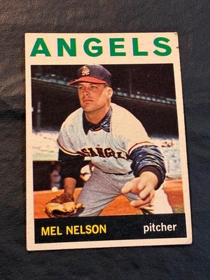 1964 Topps Mel Nelson #273 - No Creases - Spot Top Right Corner