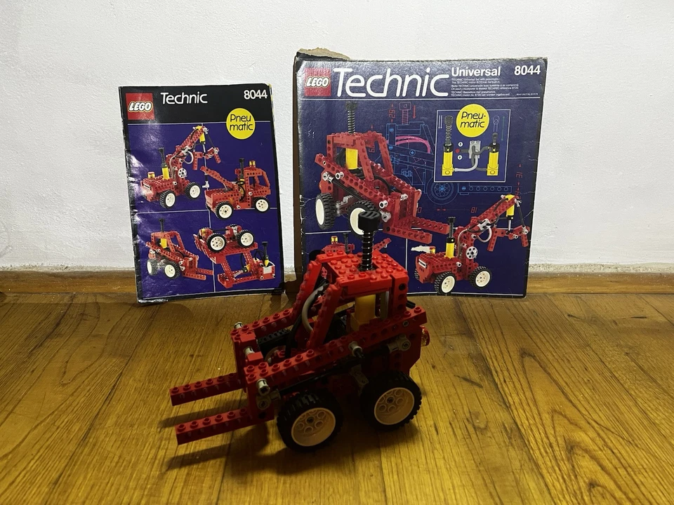 LEGO Technic 8044 Universal Pneumatic Set
