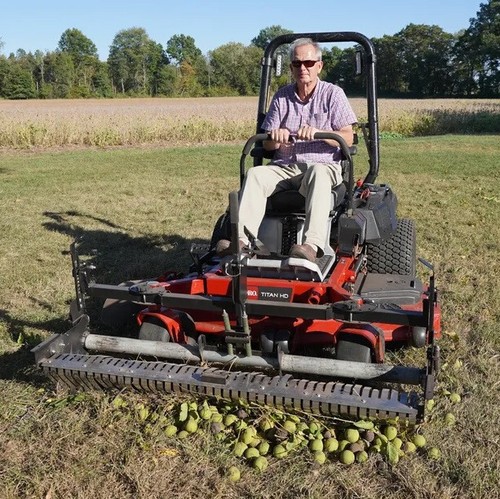 Swinging Tool Bar and Rake Ezra Lawn Care Equipment mounts on a zero ...