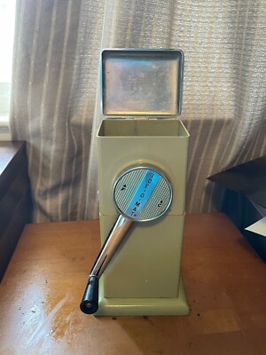 Vintage 1950 s Green Rival Ice-O-Mat Manual Ice Crusher Retro Kitchen TW347