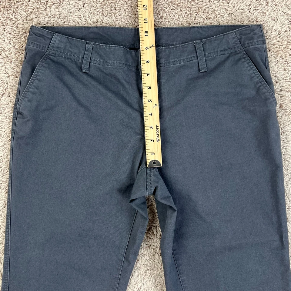 Pantalones chinos de tiro bajo con frente plano corte boot gris THE NORTH FACE para mujer 14 al aire libre Foto 4 de 4