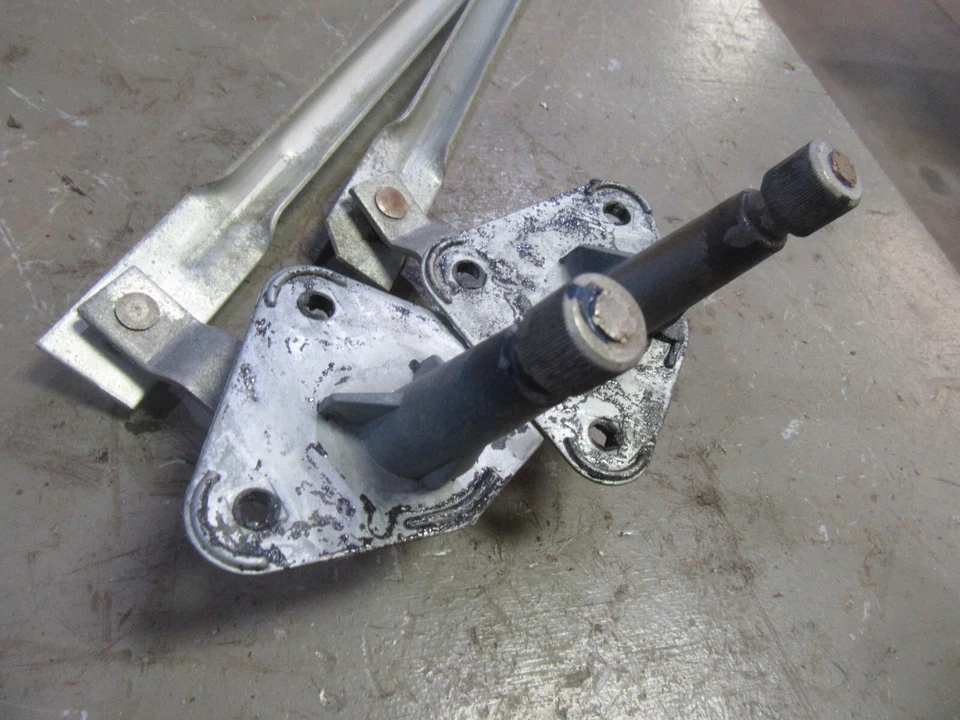 1973 - 1979 年福特 F150 250 卡车挡风玻璃雨刮器电机传动联动臂 — 第 2/3 张图片