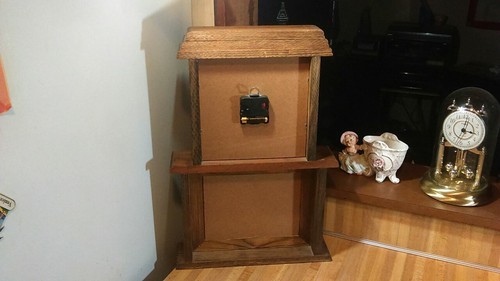 Wooden Tower Mantel Clock,teddy bears,folk art,19x13x3,works great,vg! - Picture 9 of 9