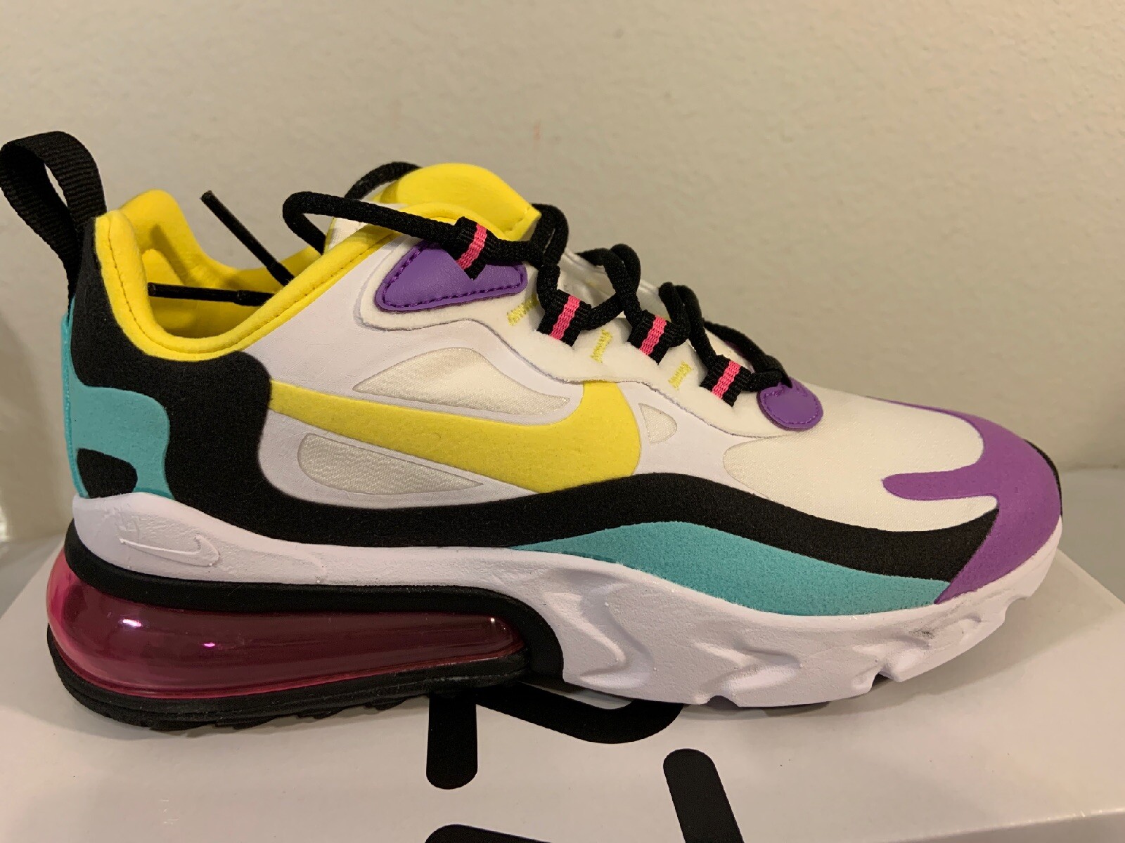 WOMEN'S NIKE AIR MAX 270 REACT White 