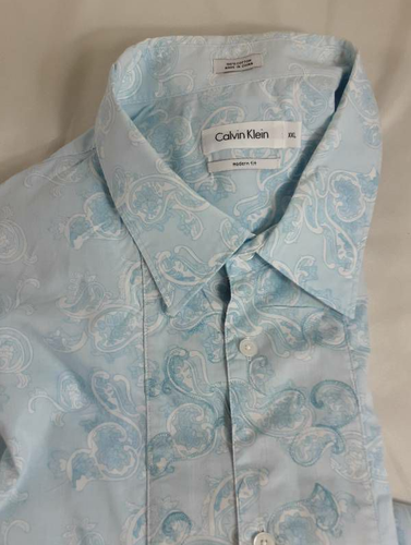 Camisa frontal con botones azul floral manga larga para hombre Calvin Klein ajuste moderno XXL - Imagen 4 de 11