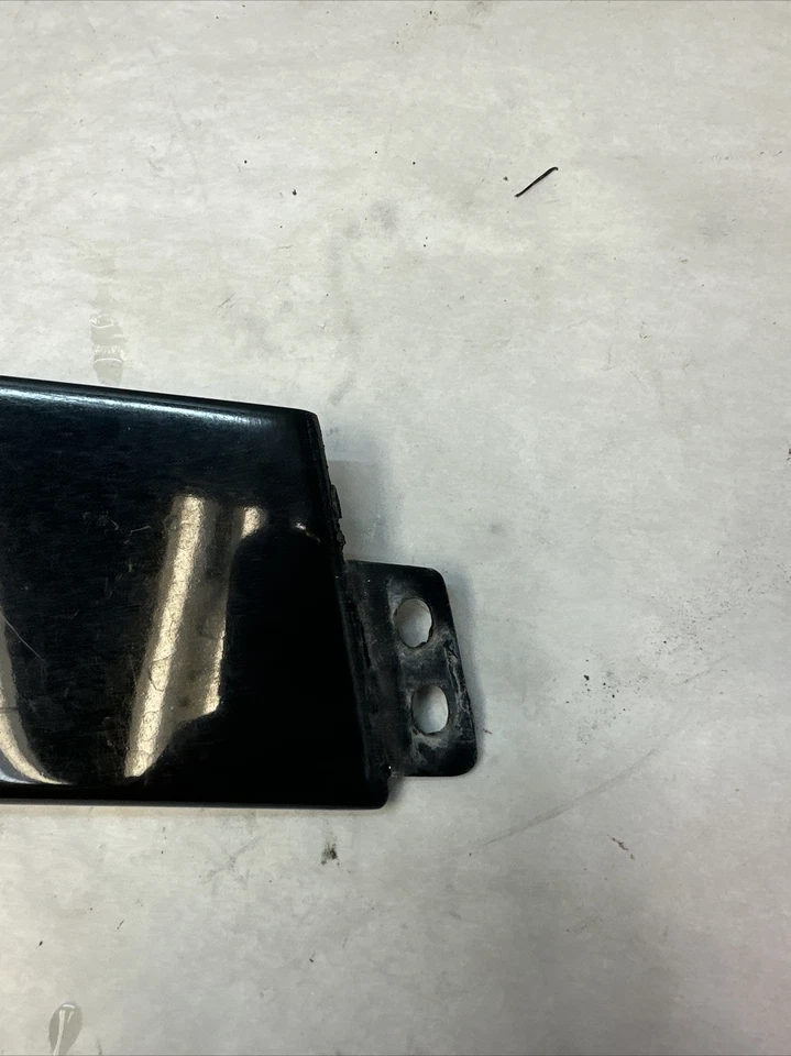 04-11 Bentley Flying Spur Track marco de ventana delantero izquierdo 3w5837889E Foto 3 de 4