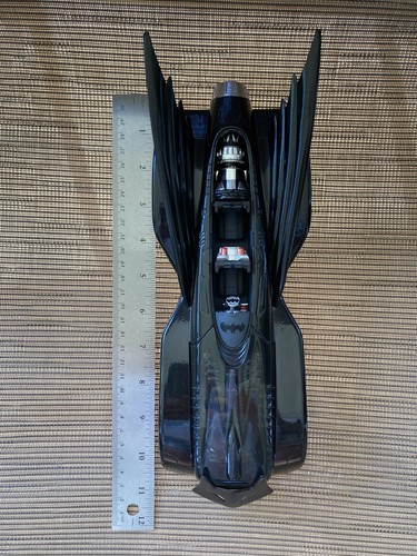 Corgi BATMOBILE BMBV1 S04 2000 1:18 - Picture 7 of 8