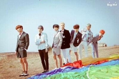 BTS YOUNG FOREVER Special Album 2CD+Photo Book+Card+Poster+GIFT