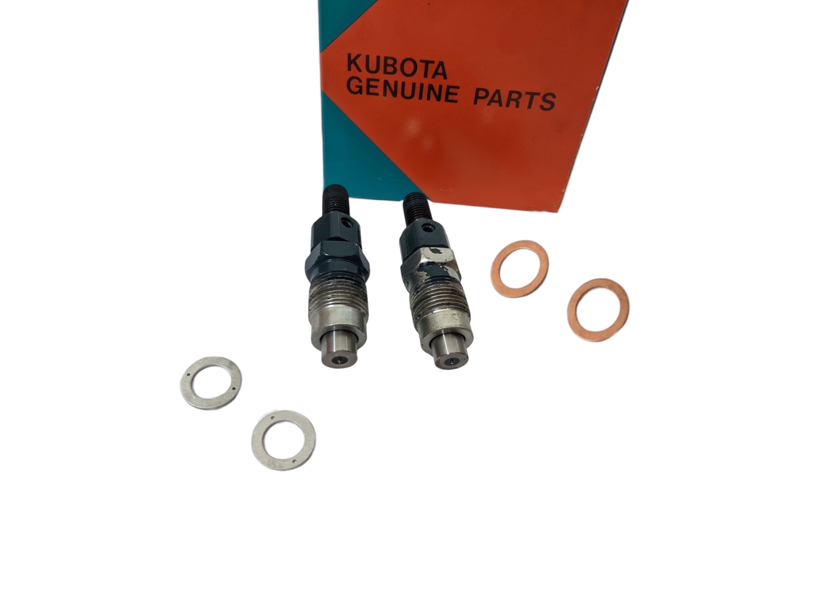 2 Kubota V3300, V3300-T, V3300 IDI, V3600 V3300-T-E2B-AUSA-1 Fuel Injectors