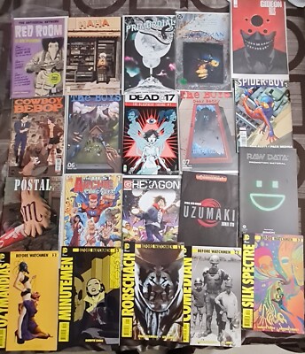 Comic Books lot (Watchmen, Batman Beyond, The Boys, Postal, Sandman, etc)