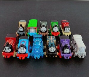 mini trenes de thomas
