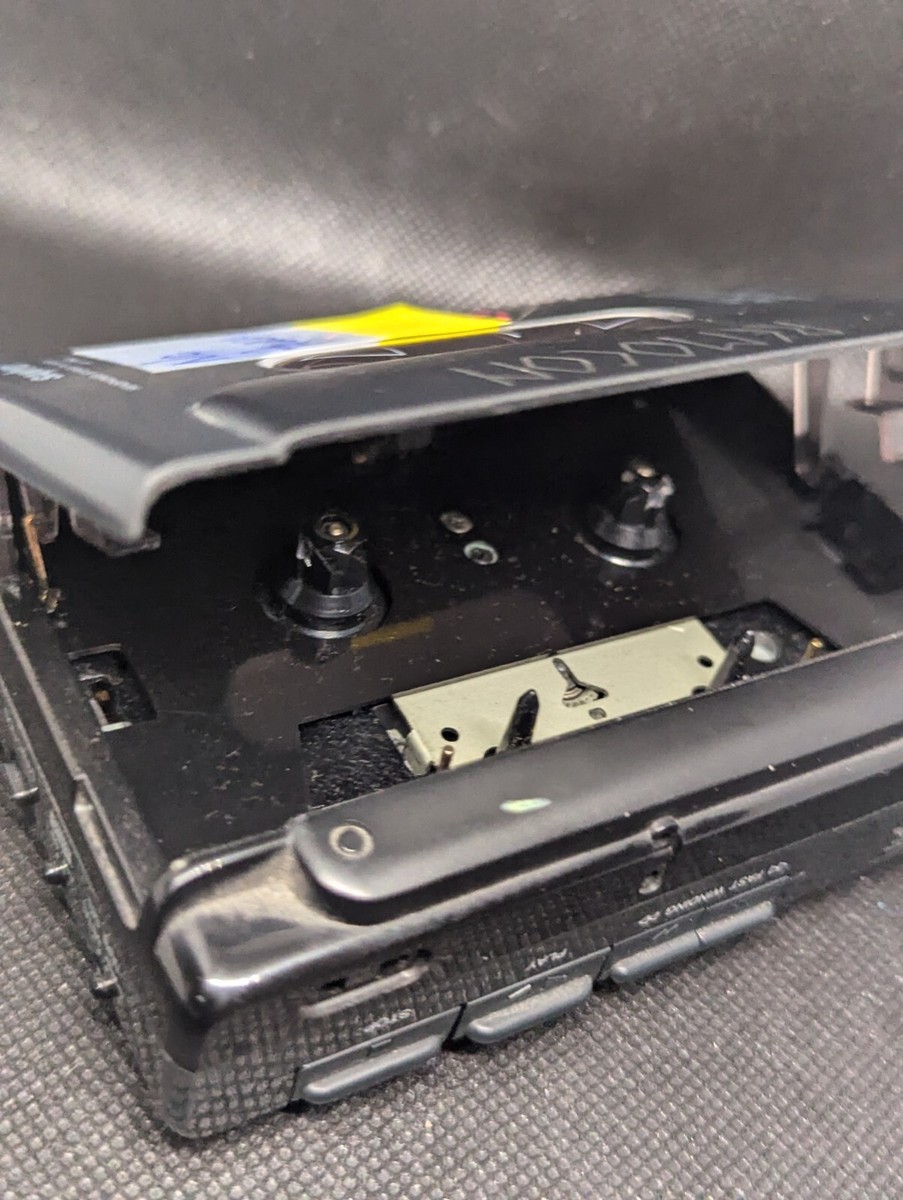 For Parts* SANYO JJ-P60 Cassette Player Only | Black | 1990 Super