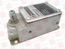 SCHNEIDER ELECTRIC L100WS02M24 / L100WS02M24 (NEW IN BOX)