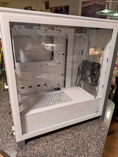 Corsair 4000d Case White w/ Lian Li Galahad 240 RGB AIO