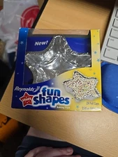 Reynolds Fun Shapes STAR Foil Baking Cups Cookies Cake Jello VTG NIBS 24ct Rare