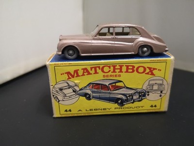 B929-MATCHBOX LESNEY No44B ROLLS ROYCE PHANTOM V WITH GPW AND BOX