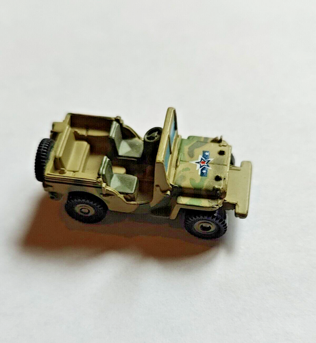 Small Micro Machine US Army Jeep Green Camo Camouflage Red & Blue Star on hood