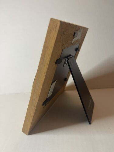Cornice quadrata con accenti dorati in legno Tahari adatta per foto 4’’’x4’’ - Foto 3 di 7