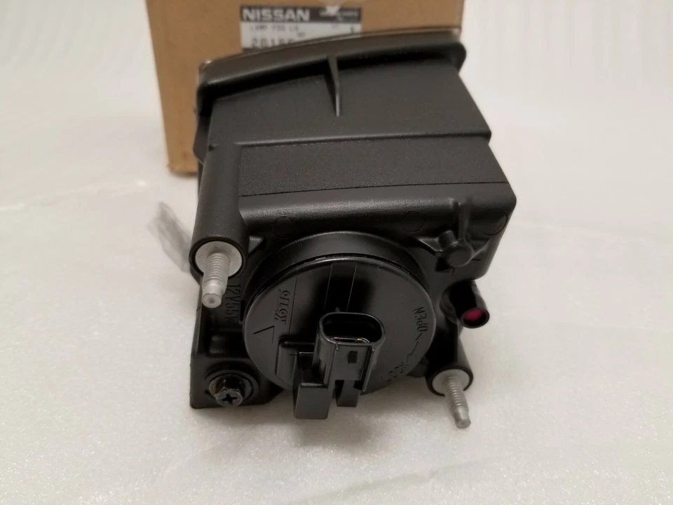 Nuevo faro antiniebla original compatible con Infiniti M45 2003 2004 lado izquierdo del conductor 26155-CR925 Foto 3 de 4