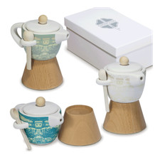 1 PZ lisbona barattolo a forma caffettiera moka 13xh.15 cm 3 ass. bomboniera ide