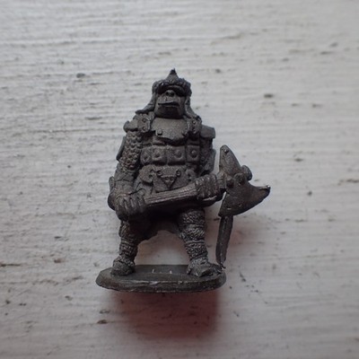 Citadel Warhammer 80s pre-slotta Chronicle CM21H Orc Bodyguard A