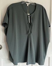 PRETTY MARKS & SPENCER DARK SAGE GREEN ROUND NECK SHORT SLEEVED TOP- SIZE 16-NEW