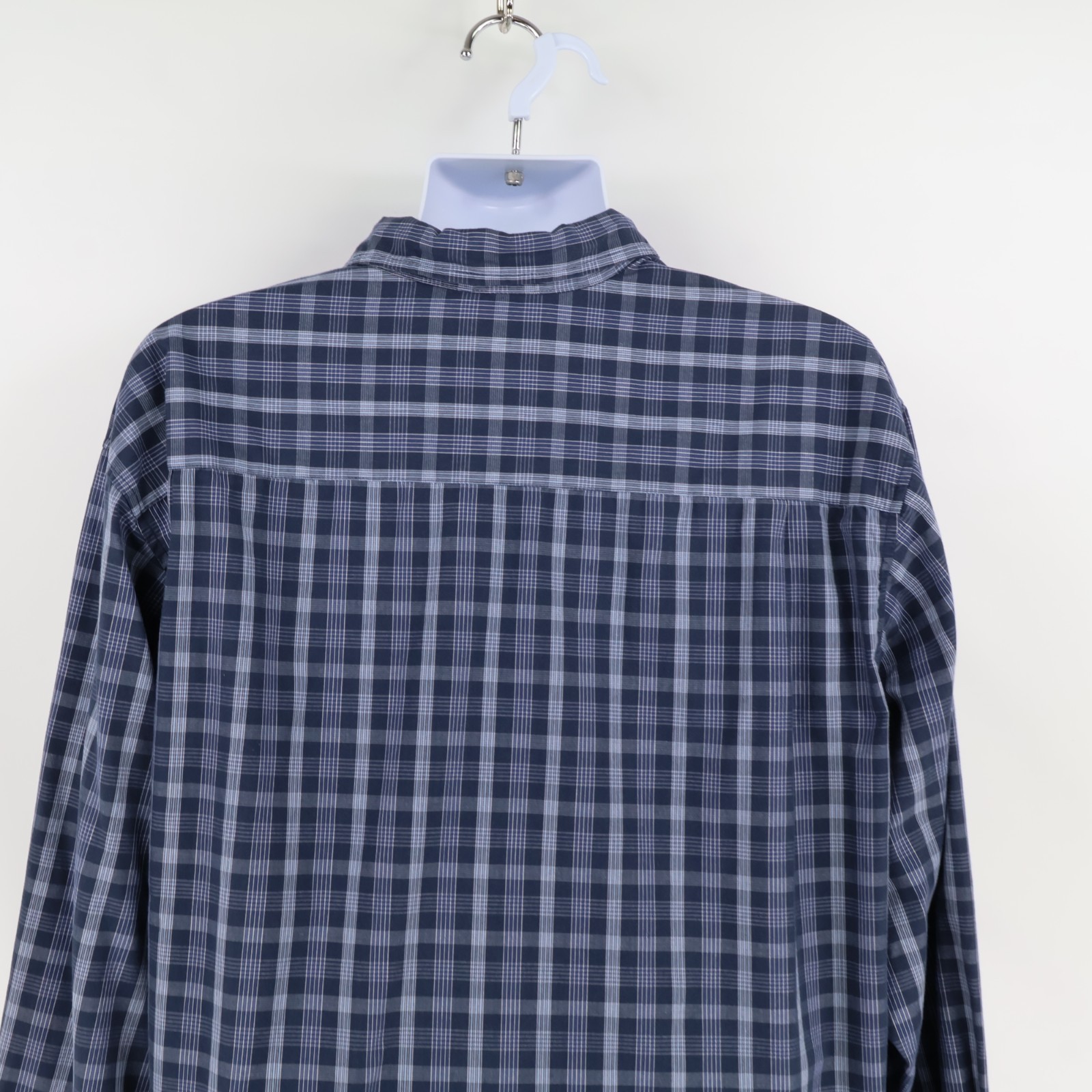 Basic Editions Long Sleeve Button Down Shirt Mens… - image 4