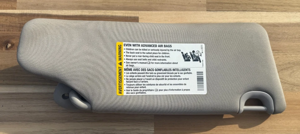 25788231 Chevrolet HHR 06-11 OEM genuino lado del conductor parasol gris pantalla izquierda Foto 3 de 3