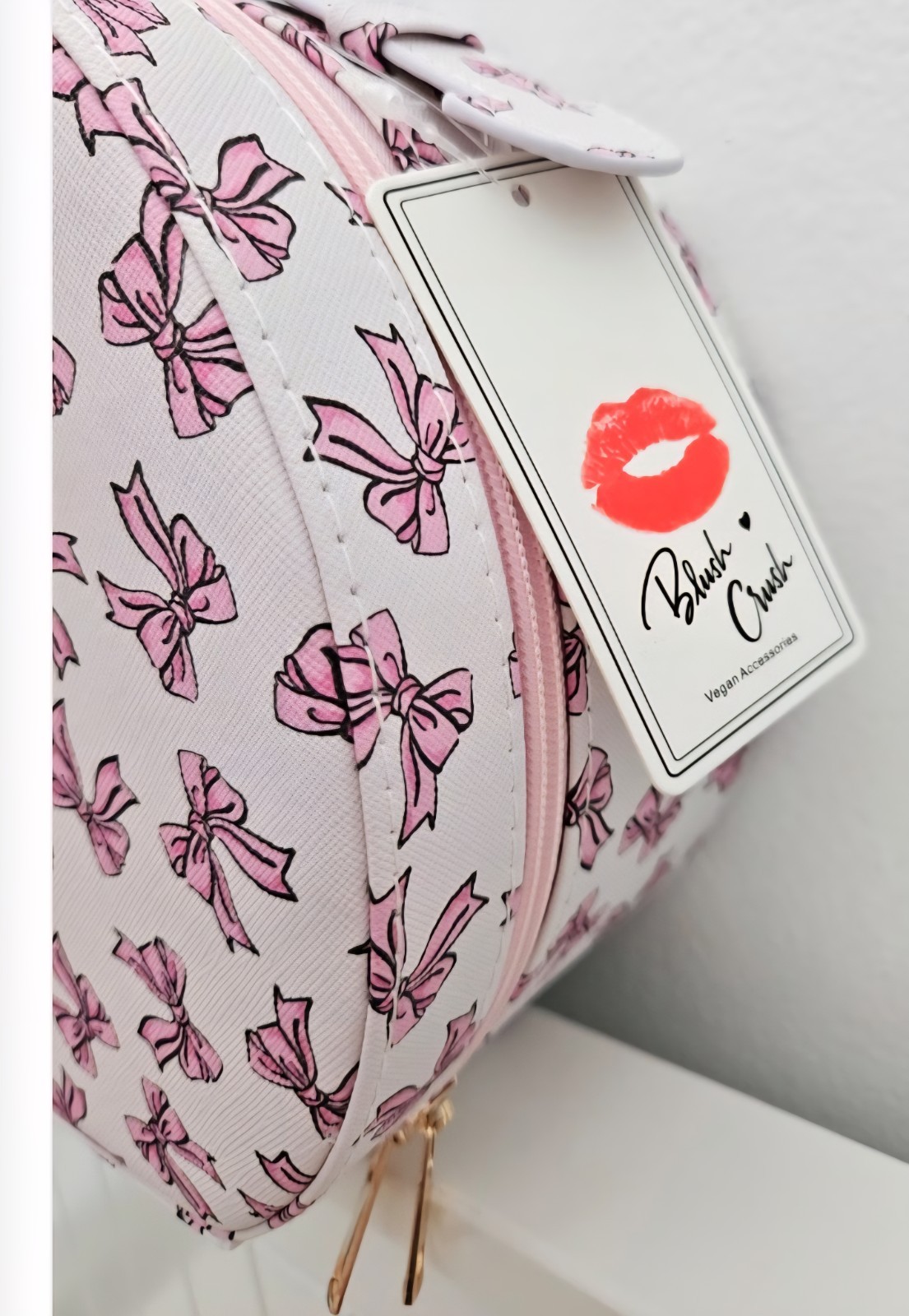 NWT! Blush Crush Round Travel Vanity Storage Case w/Mirror Pink Coquette Bows