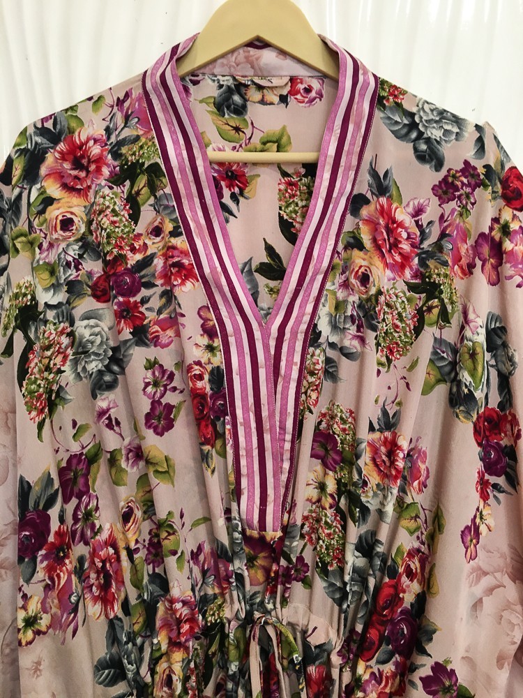 Satin Kaftan Off-White Loose fit Silk Maxi Dress Resort Wear Night Gown MFN1078 thumbnail 6