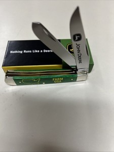 CASE XX #16794 JOHN DEERE BRIGHT GREEN BONE TRAPPER SS